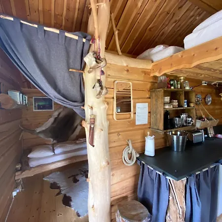 Huskylodge